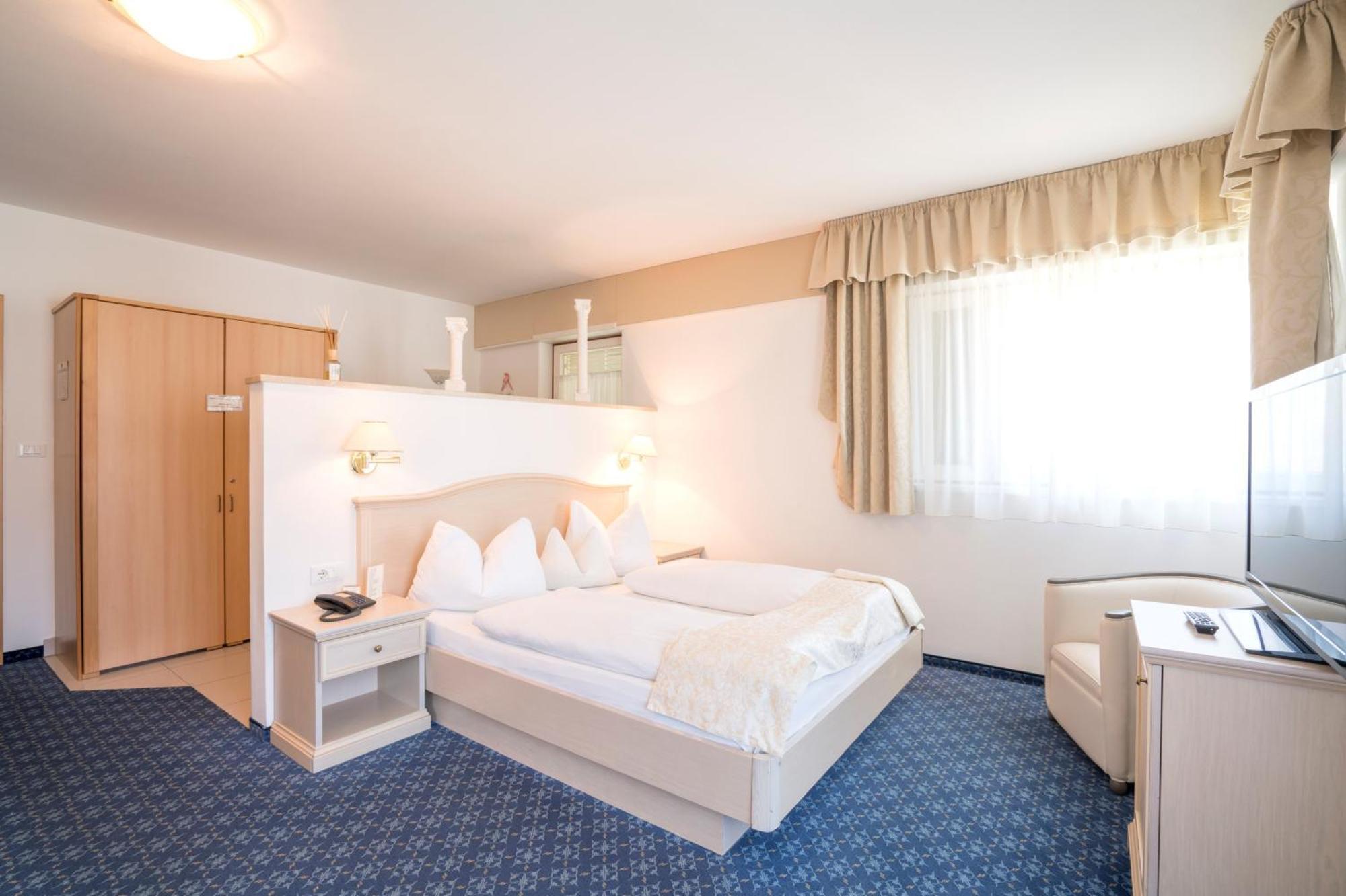 Hotel Villa Groff Ora / Auer Номер фото